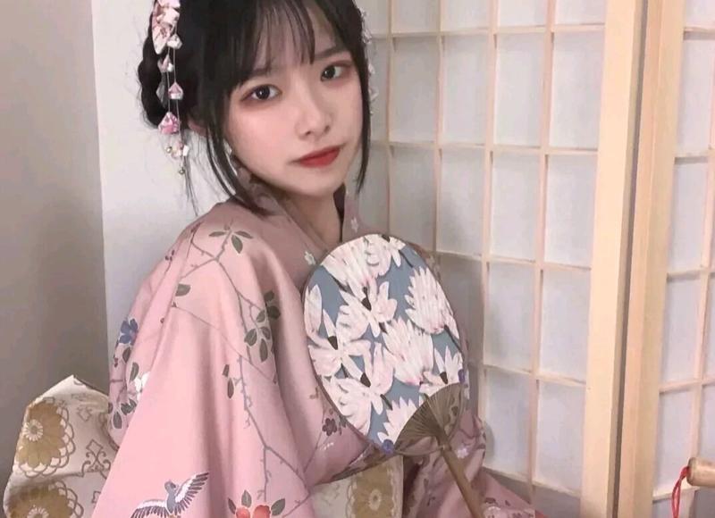 新娘跟妆多少钱一天,新娘跟妆前景怎么样? 新娘跟妆多少钱一天,新娘跟妆前景怎么样?