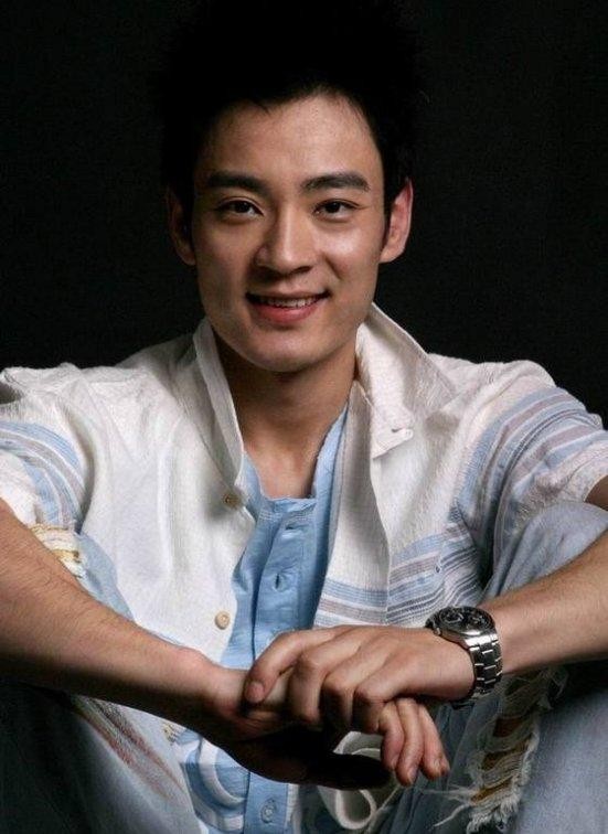 郝蕾宣布离婚（李光洁离婚后娶小8岁演员隋雨蒙）