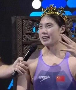 ​张雨霏的一万美元奖金:追求时尚的独特方式