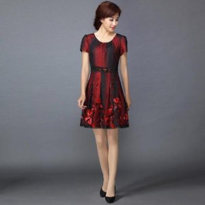 ​中年妈妈女装品牌排行榜，中年女装品牌都有哪些