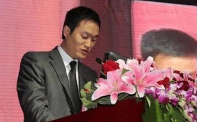 ​浙江富二代王银达，10年狂赚4亿老婆卷钱跑路，只给他留2000块钱