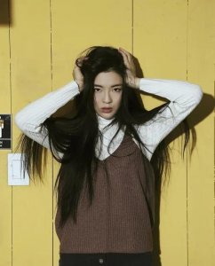 ​李光洙女友李先彬是在中国出道的，能歌善舞还会演戏，低调秀恩爱