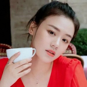 ​继贾玲暴瘦100斤后，马思纯暴瘦50斤！难道娱乐圈要重新卷起来？