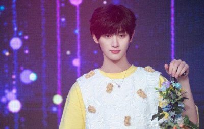 ​丁程鑫用七年改变了规则是什么意思为什么说丁程鑫用队长换了七人出道