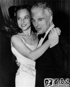 ​卓别林的妻子指责卓别林 过于沉迷房事