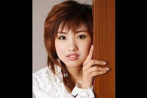 柳菁菁写真艺术部位 令她比较难结婚