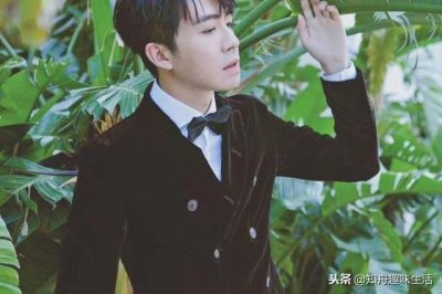 ​俞灏明近日发文道歉，解释自己对于“站”的意思