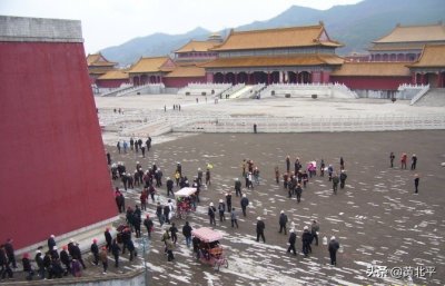 ​浙江省东阳市横店镇，大明星成堆群演挤破脑袋都要前往的地方