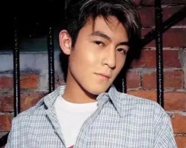 ​“艳照门”事件中10多位女明星，为何心甘情愿的跟陈冠希拍照？