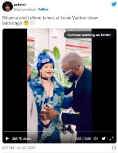 ​詹皇抚摸蕾哈娜孕肚，甜蜜拥抱路易威登时装秀