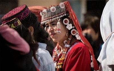 ​寡妇国：塔吉克斯坦的美女天堂！