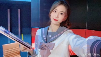 ​百变少女！超人气主播雪儿近照吸晴 可甜可御秀色可餐