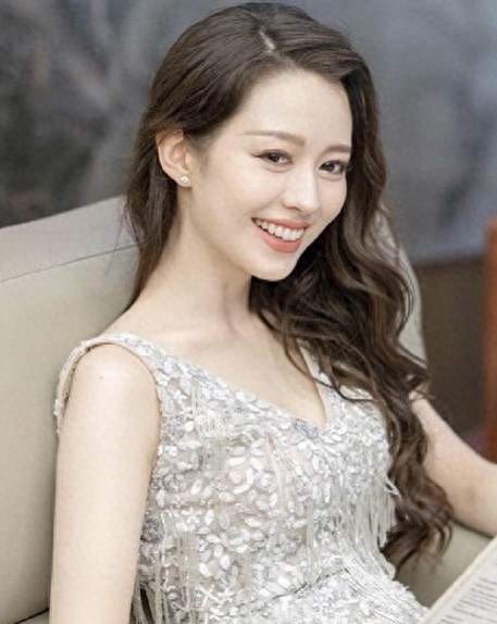 吉娜·爱丽丝:郎朗娇妻,才华惊人,上综艺火遍全网