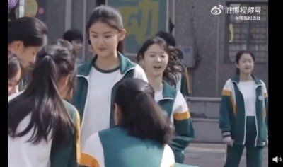 ​王源任敏新剧操场奔跑花絮 新剧饰演高考落榜生