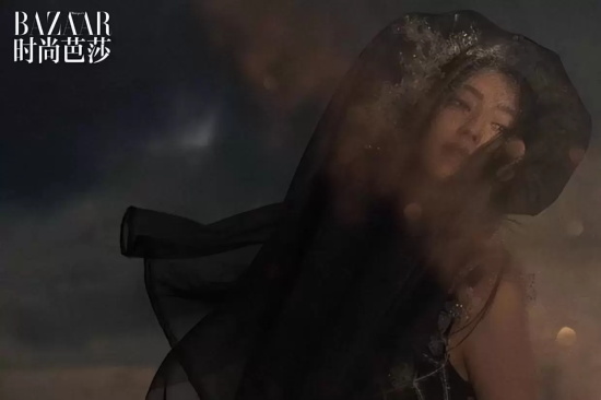 佟丽娅西域造型梦幻写真, 变身神秘美艳的古漠女侠