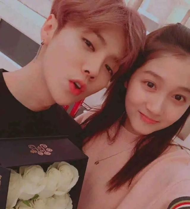 真情侣！兄弟和女友同时为鹿晗庆生，鹿晗只回复女友