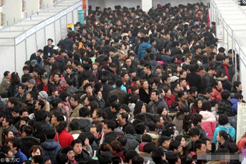 普通人无奈的10个场景，真实生活大抵如此，看看哪张图让你泪目