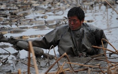 ​普通人无奈的10个场景，真实生活大抵如此，看看哪张图让你泪目