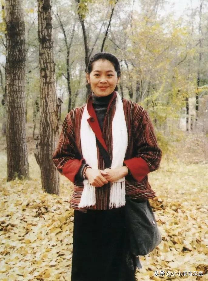 董宇辉:追星成功!中国最美女作家迟子建是被他带火的?