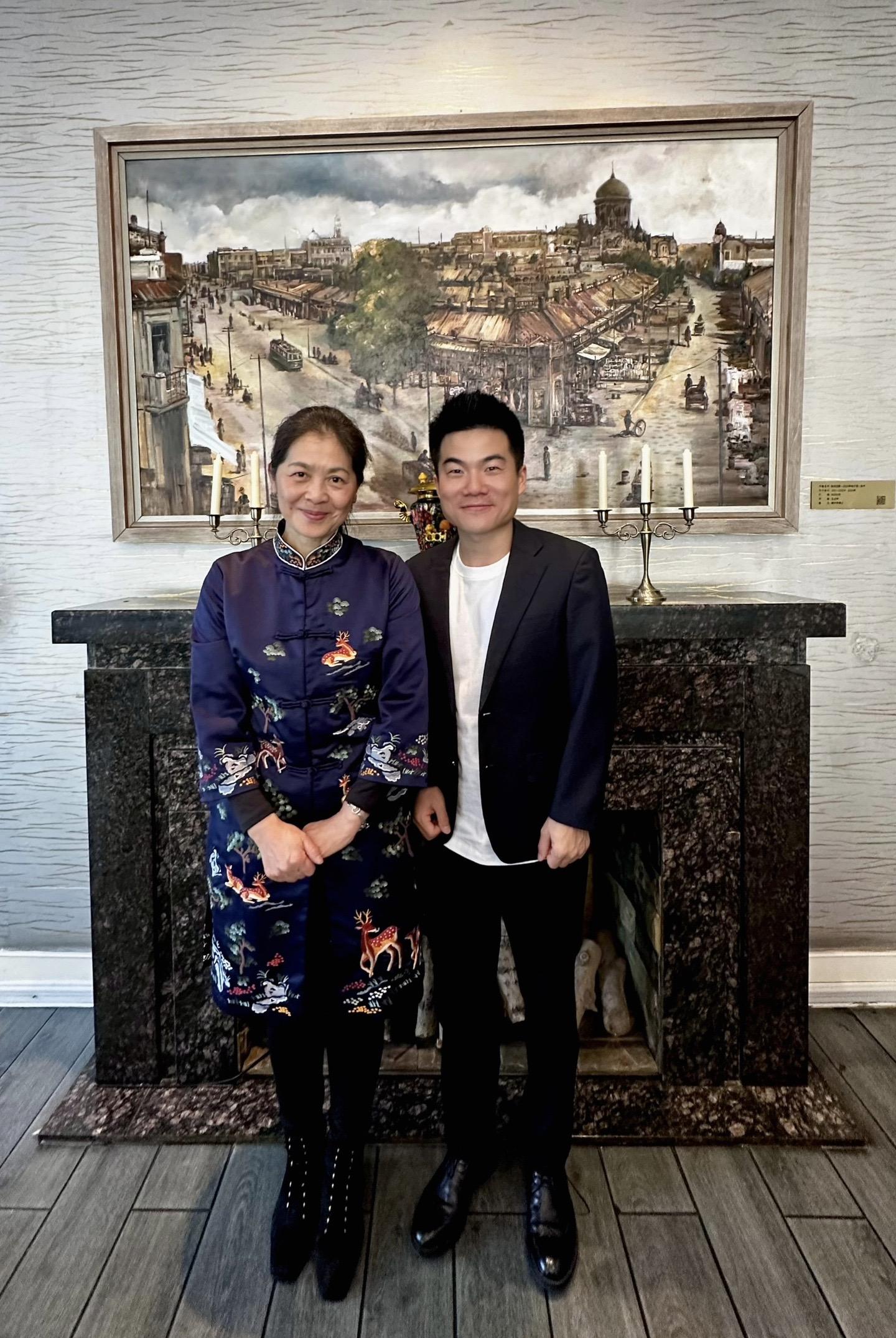 董宇辉:追星成功!中国最美女作家迟子建是被他带火的?