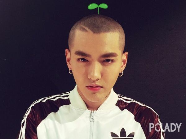 陈伟霆最帅气的发型（陈伟霆痞帅发型好酷）(9)