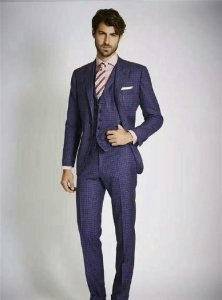 ​西服需要定制,大学生有没有必要给自己定制一套西装外套