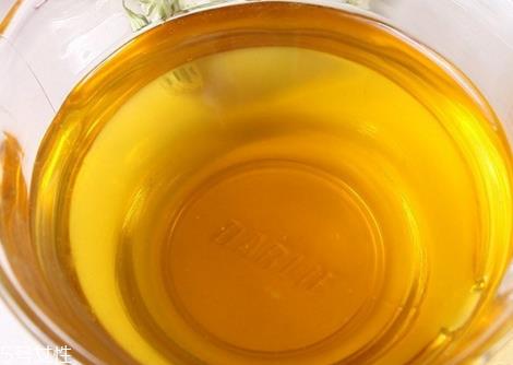 核桃油能炒菜吗 温度过高会破坏营养成分 核桃油能炒菜吗 温度过高会破坏营养成分