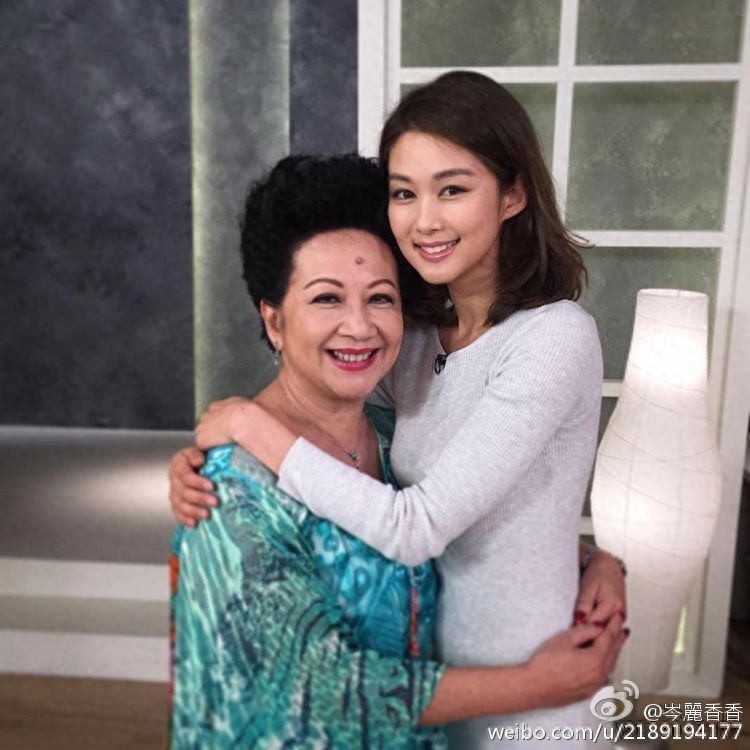 TVB立捧的女星岑丽香，因国语不好在大陆难走红