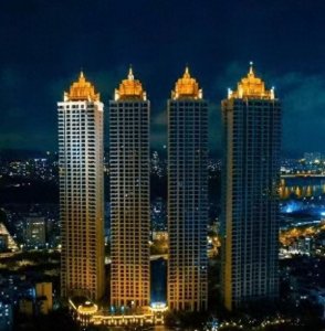 ​南宁标志性住宅“凯旋一号”电梯只使用了7年提前更新？