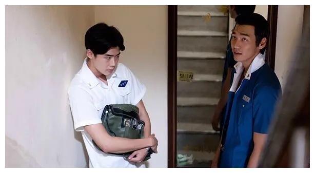 李钟硕、朴宝英《热血青春》,一部写满青春的电影