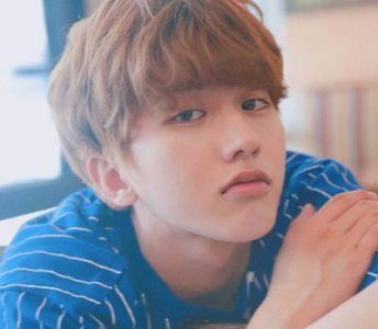 ​偶像练习生蔡徐坤是谁 swin男团的主要成员