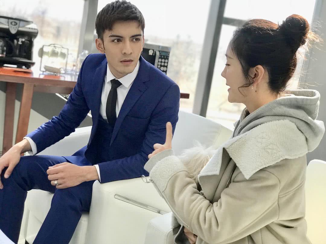 欧米德个人资料写真作品