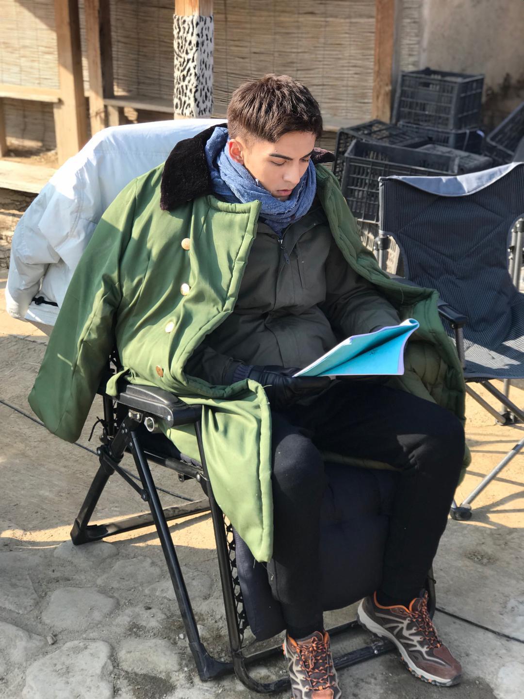 欧米德个人资料写真作品