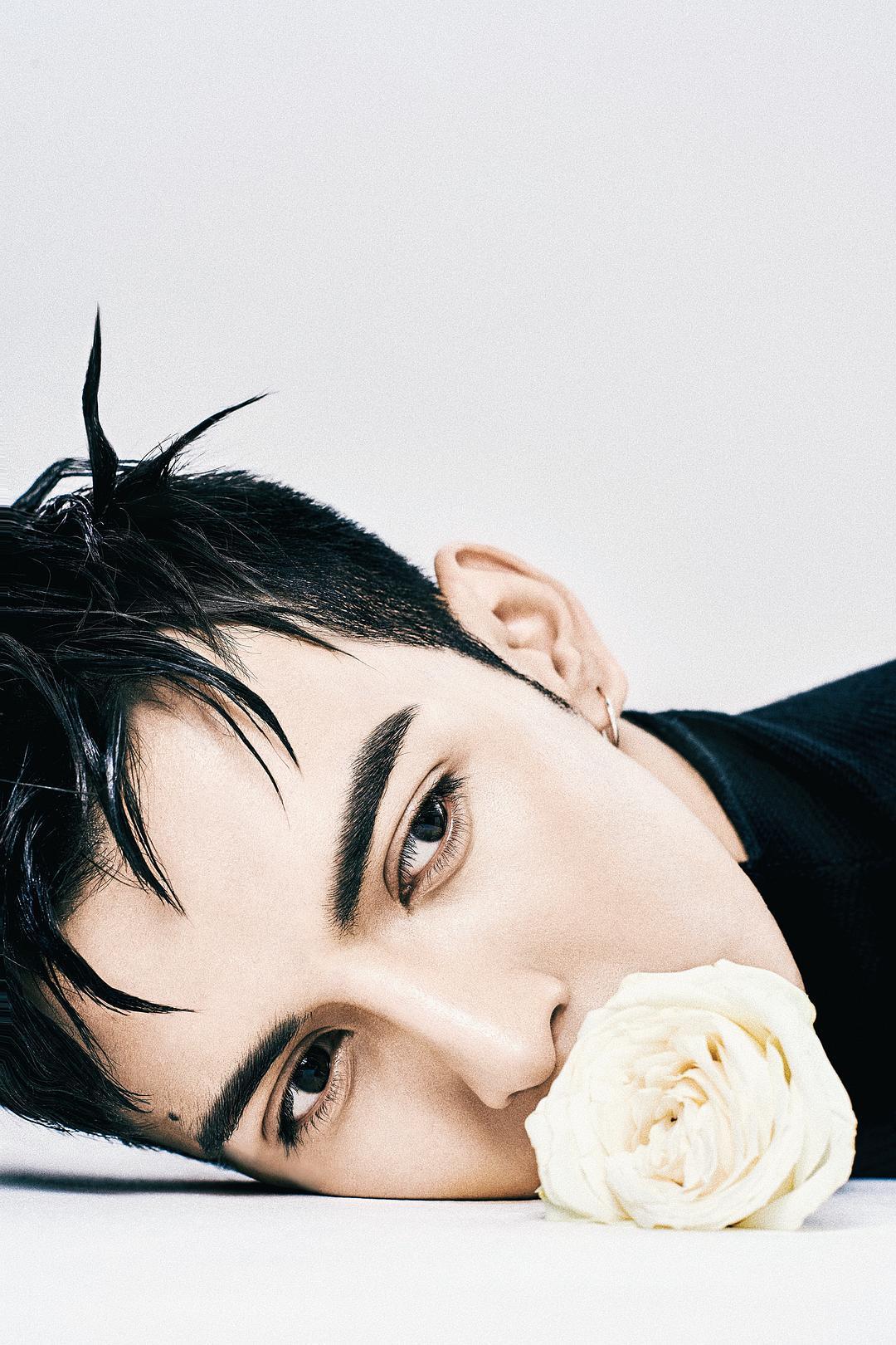 欧米德个人资料写真作品