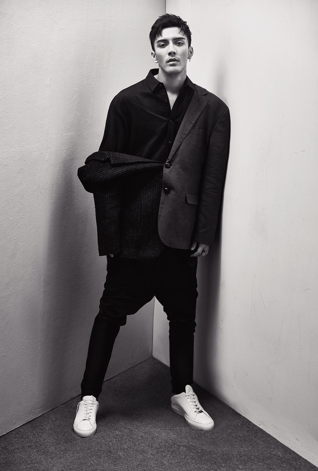 欧米德个人资料写真作品