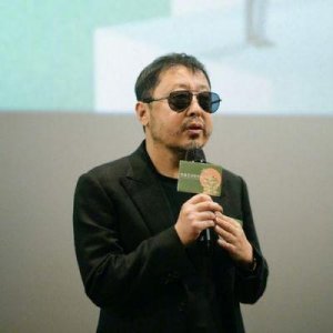 ​贾樟柯新片《风流一代》定于11月22日上映，由赵涛和李竺斌主演