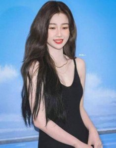 ​震惊！“普女之首”虞书欣的法令纹竟然消失了？