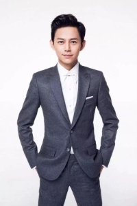 ​何炅个人资料（何炅与汪涵关系如何）