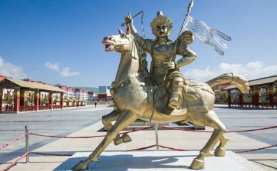 ​格萨尔王是个什么人物，格萨尔王简介生平介绍