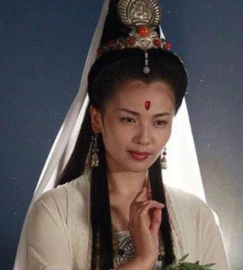 盘点娱乐圈扮演过观音菩萨的十大女星: 第一张最经典