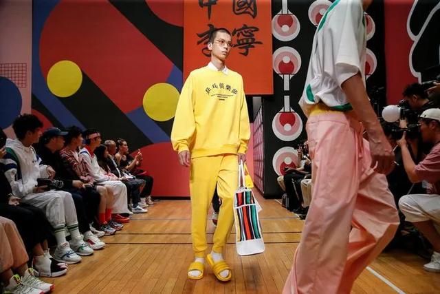 消息称小红书将暂停赴美ipo（传小红书将在美上市估值超百亿）(8)