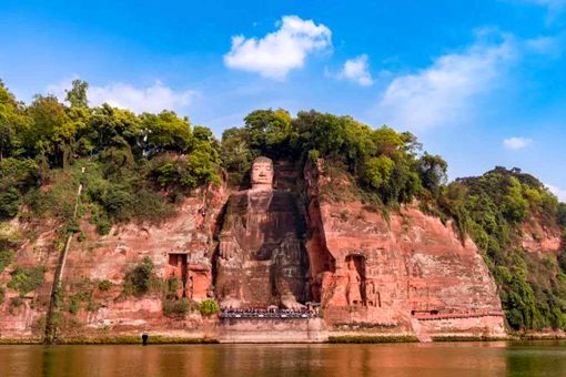  乐山大佛不能拜的原因 为什么有这样说法