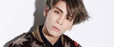 张艺兴吊唁金钟铉，钟铉前女友也现身了灵堂？