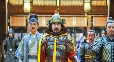 赵匡胤作了半首诗，几百年后朱元璋轻松对出