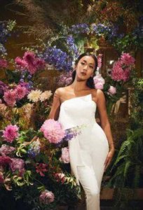 ​吉克隽逸：从励志黑珍珠到争议“小三”，如何迷失自我？