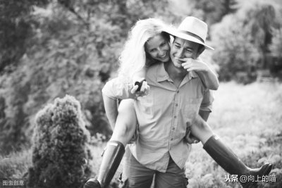 ​两个人相爱，三观一致真的很重要