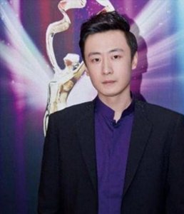 ​曾经的影帝李滨：从荣耀到归隐，人生的曲线图