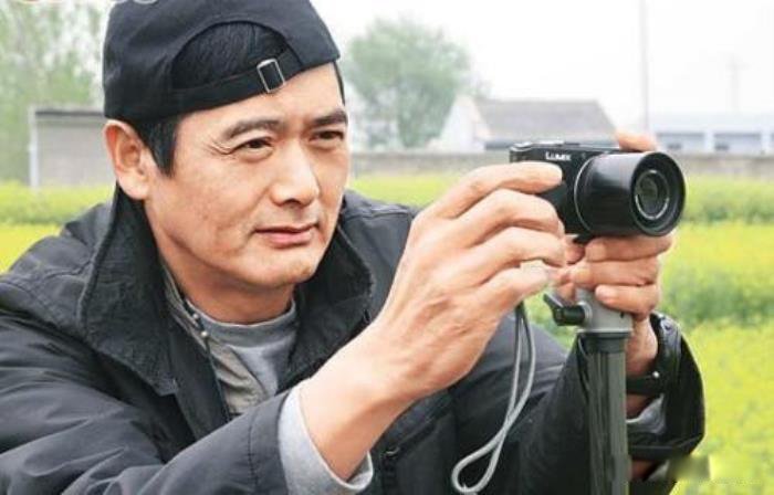 传周润发已故是真的吗 很少露面被恶爆去世