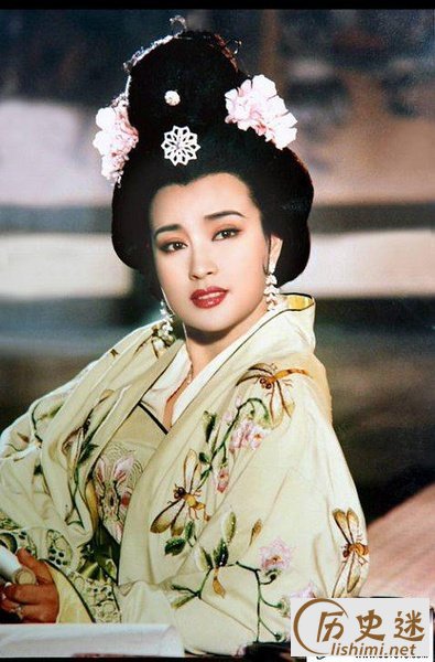 盘点古装戏中违背伦理的性感美艳绝世淫妇