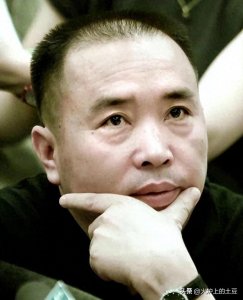 红楼魅影：赖昌星帝国的美人计与权力游戏